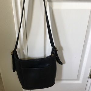 Coach leather shoulder bag
